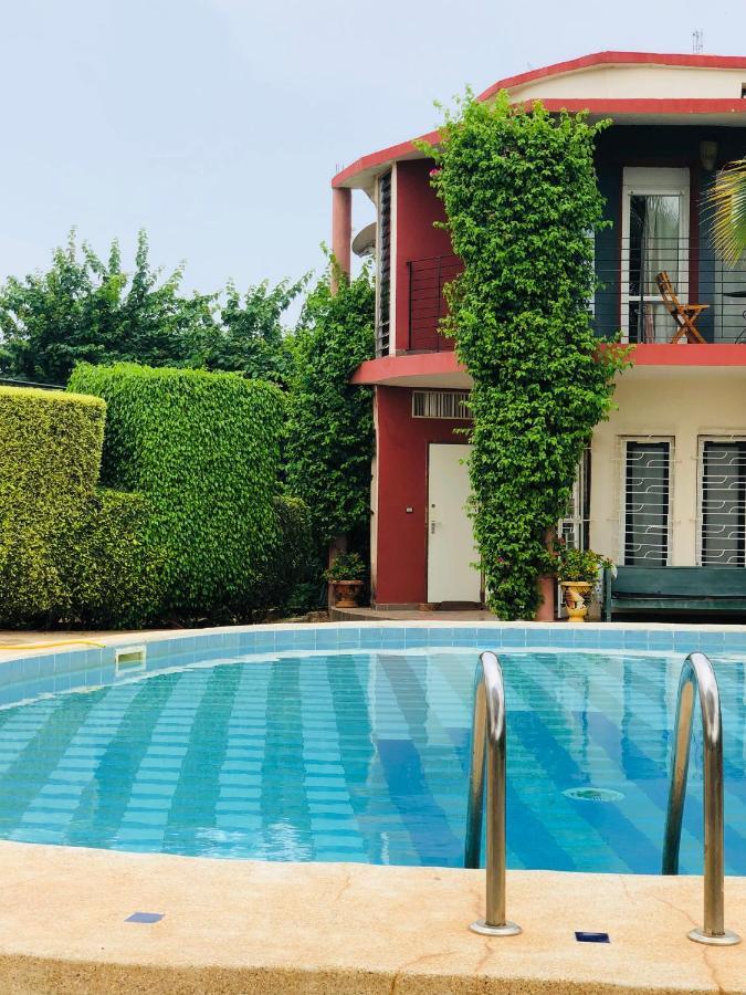 Fadu'Gh Villa โซโมน ภายนอก รูปภาพ