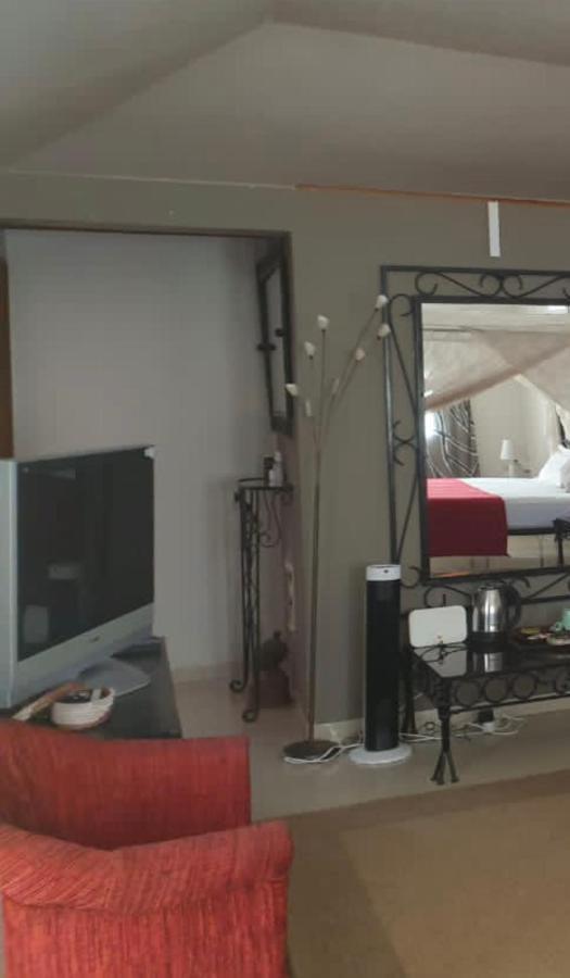 Fadu'Gh Villa โซโมน ภายนอก รูปภาพ