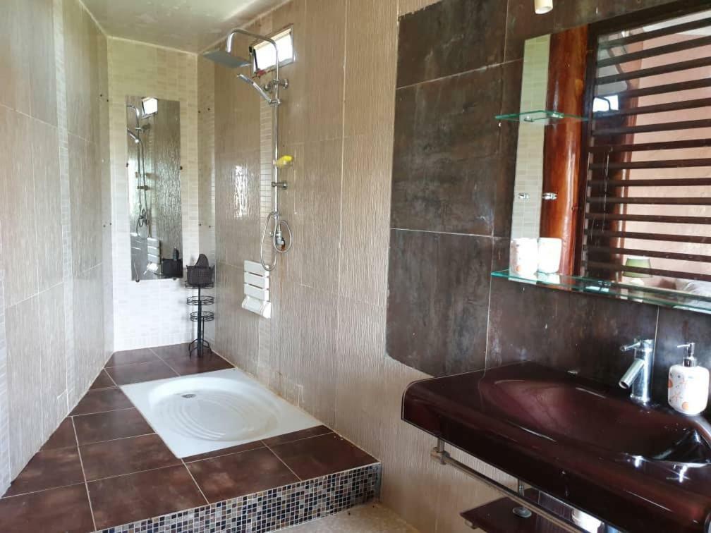 Fadu'Gh Villa โซโมน ภายนอก รูปภาพ